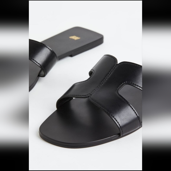 H&M Sandals - Picture 2 of 9